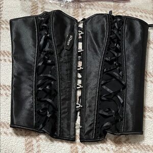 Black bustier size M